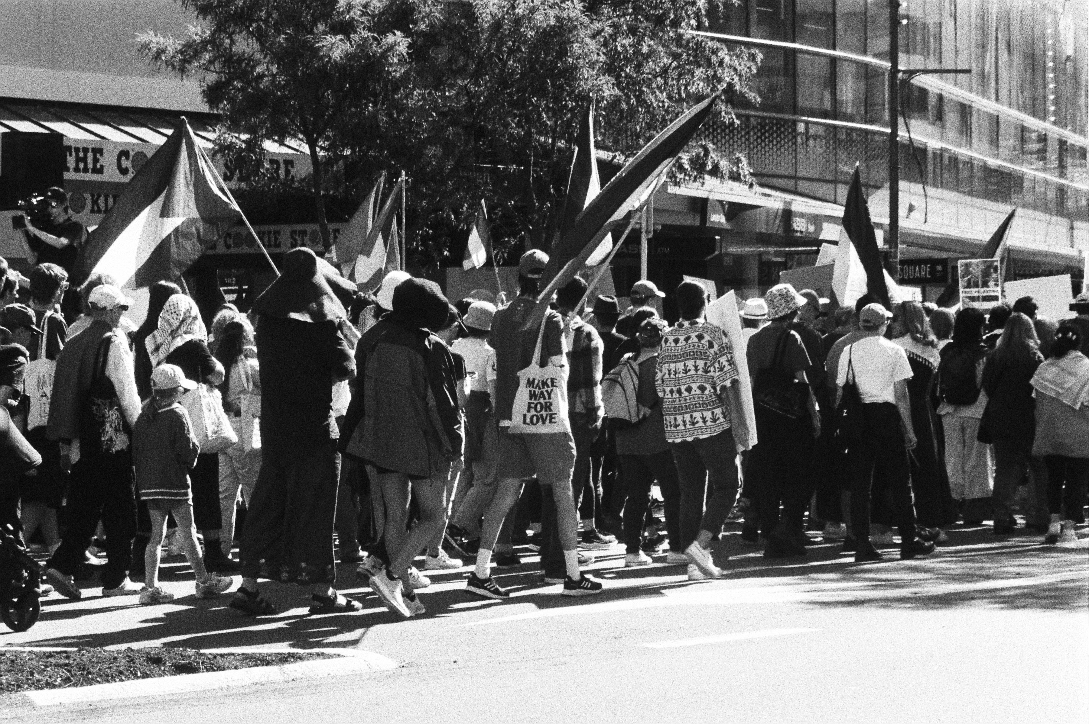 ‘Make way for love’ A6 postcard